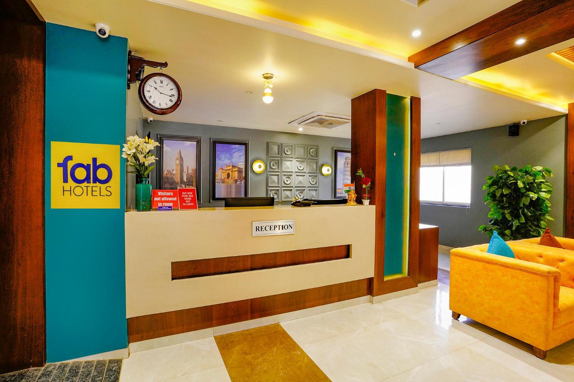 Fabhotel Prime Hangout - Narhe Yerandwane Exteriör bild